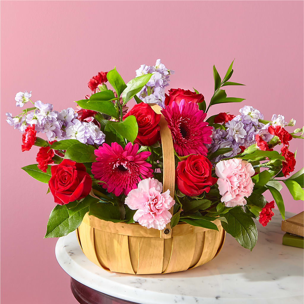 Pink Picnic Basket – Blossom Shop, Conroe TX