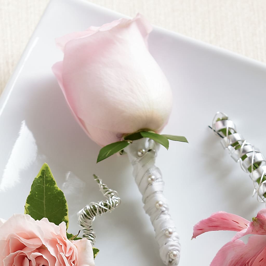 Pink Rose Boutonniere – Blossom Shop, Conroe TX