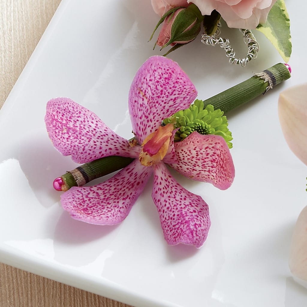 Pink Mokara Boutonniere – Blossom Shop, Conroe TX